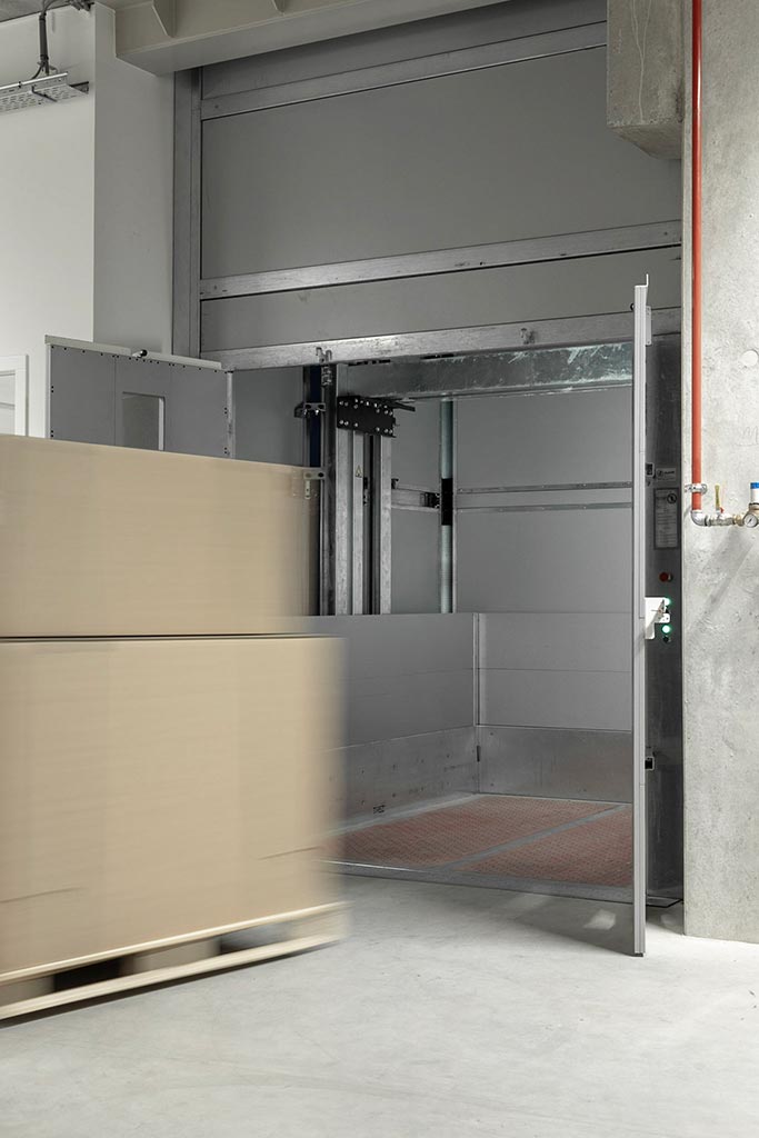 Pallet Truck Freight Lift